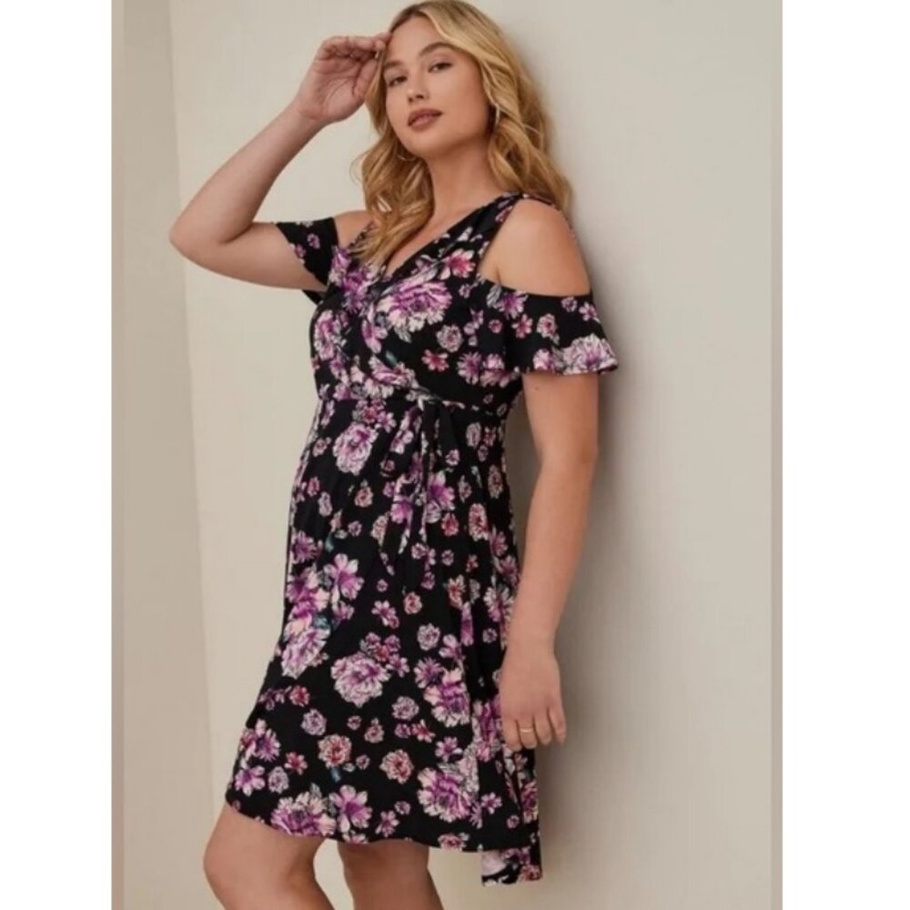 Torrid 2 Black Floral Mini Studio Knit Cold Shoulder Wrap Dress 2X 18 20 - Picture 2 of 12